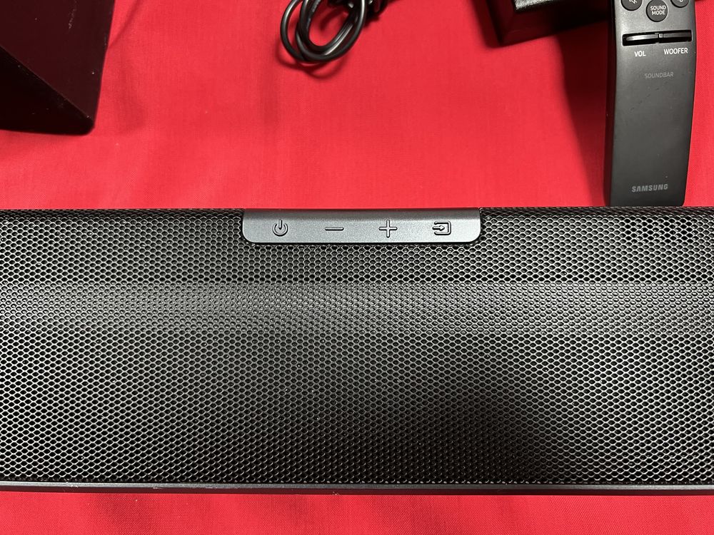Soundbar Samsung HW-Q600A 3.1.2ch com Subwoofer
