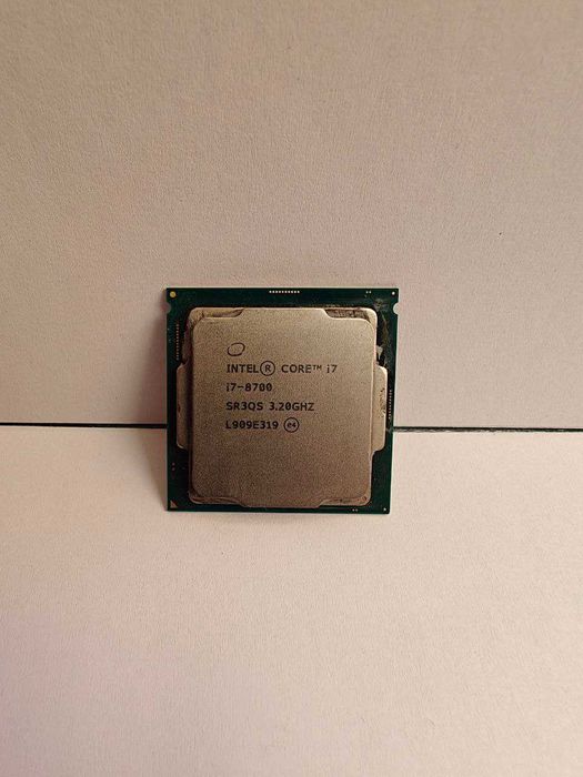 Intel Core i7 8700