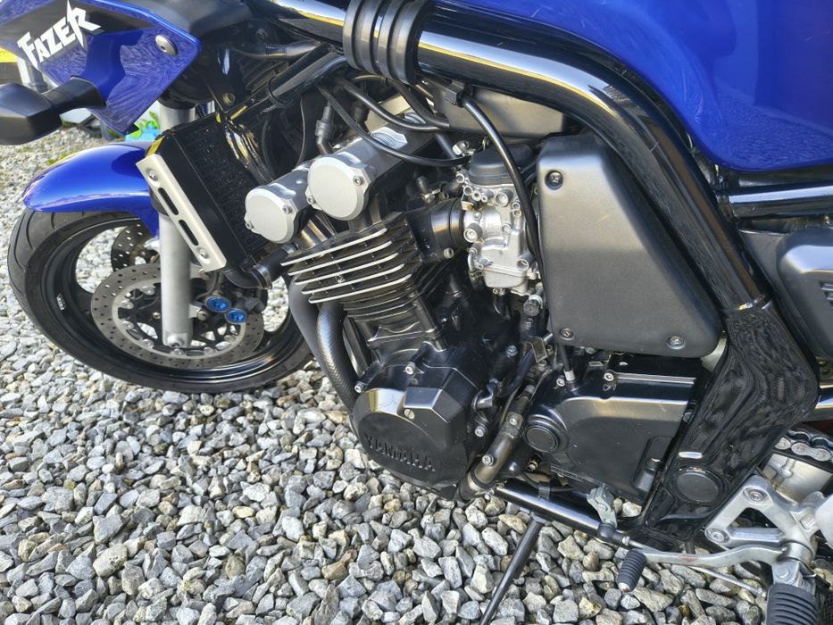 Yamaha fazer FZS 600 przebieg 27tys stan wzorowy po serwisie