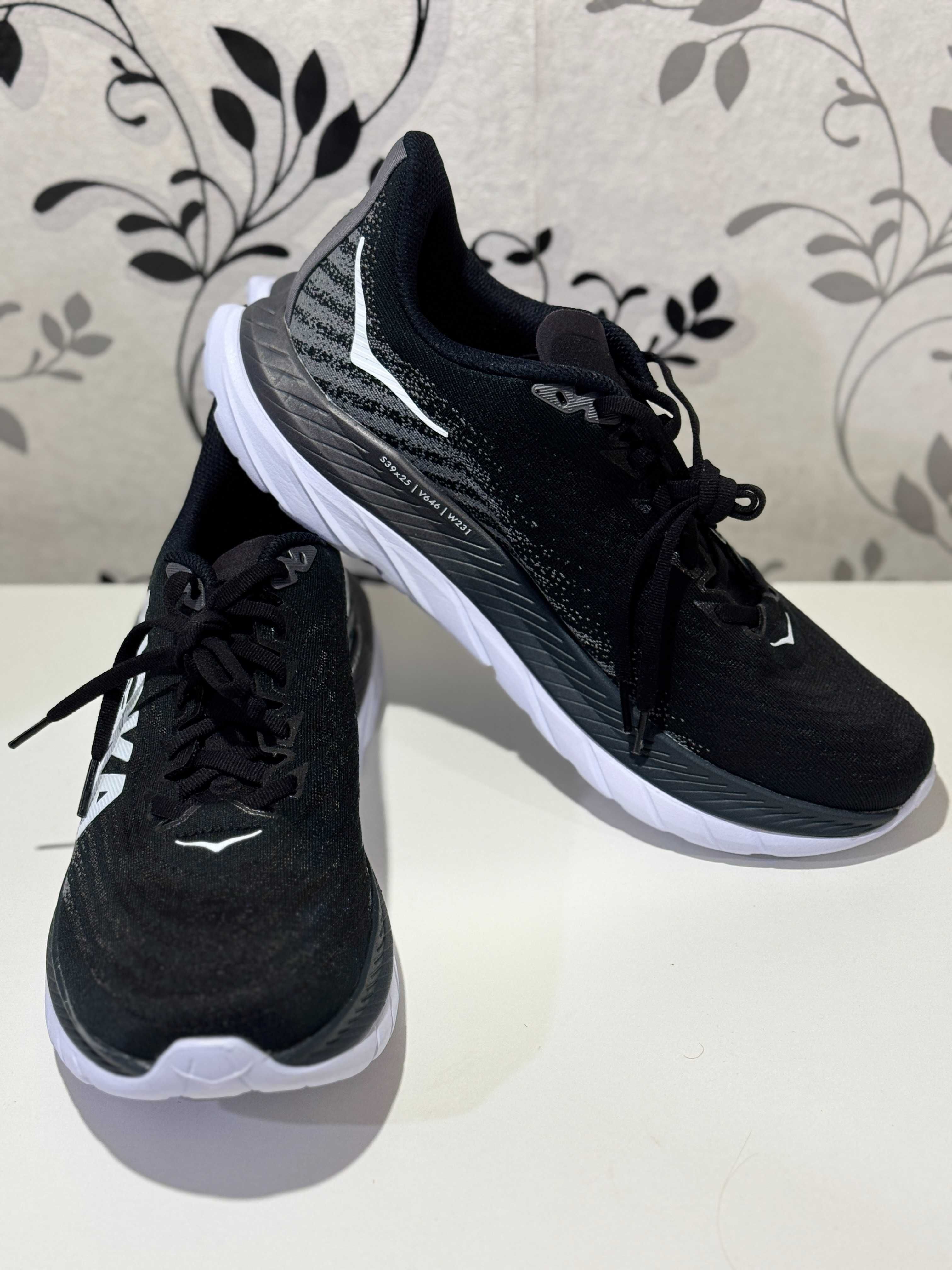 Кросівки бігові чоловічі  Hoka Mach 5 Black 1127893-BCS, 42.5р