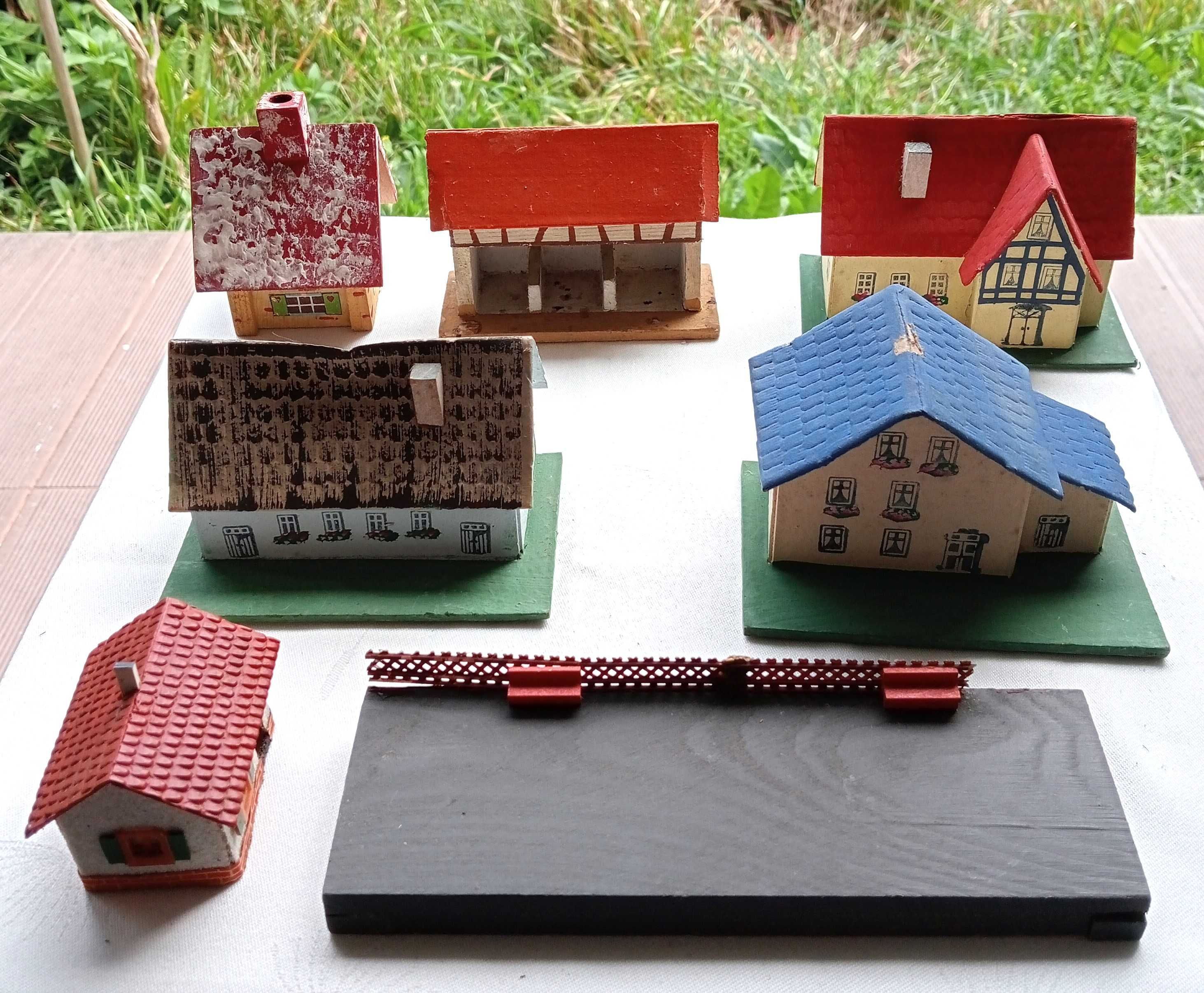 CASAS (5), plataforma e apeadeiro