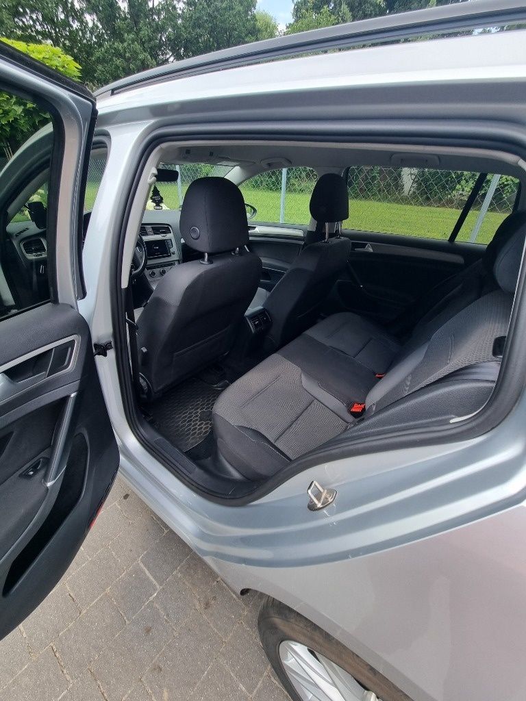 VW Golf Bluemotion 1.6 TDi 2016 kombi hak