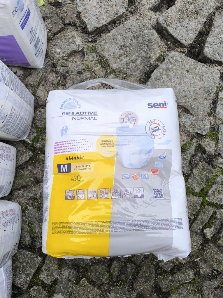 Zestaw  pieluchomajtek/ pampersów dla dorosłych i seniorow w rozmiar
