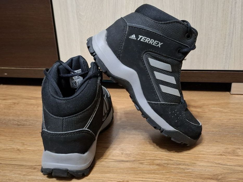 Трекінгові черевики Adidas