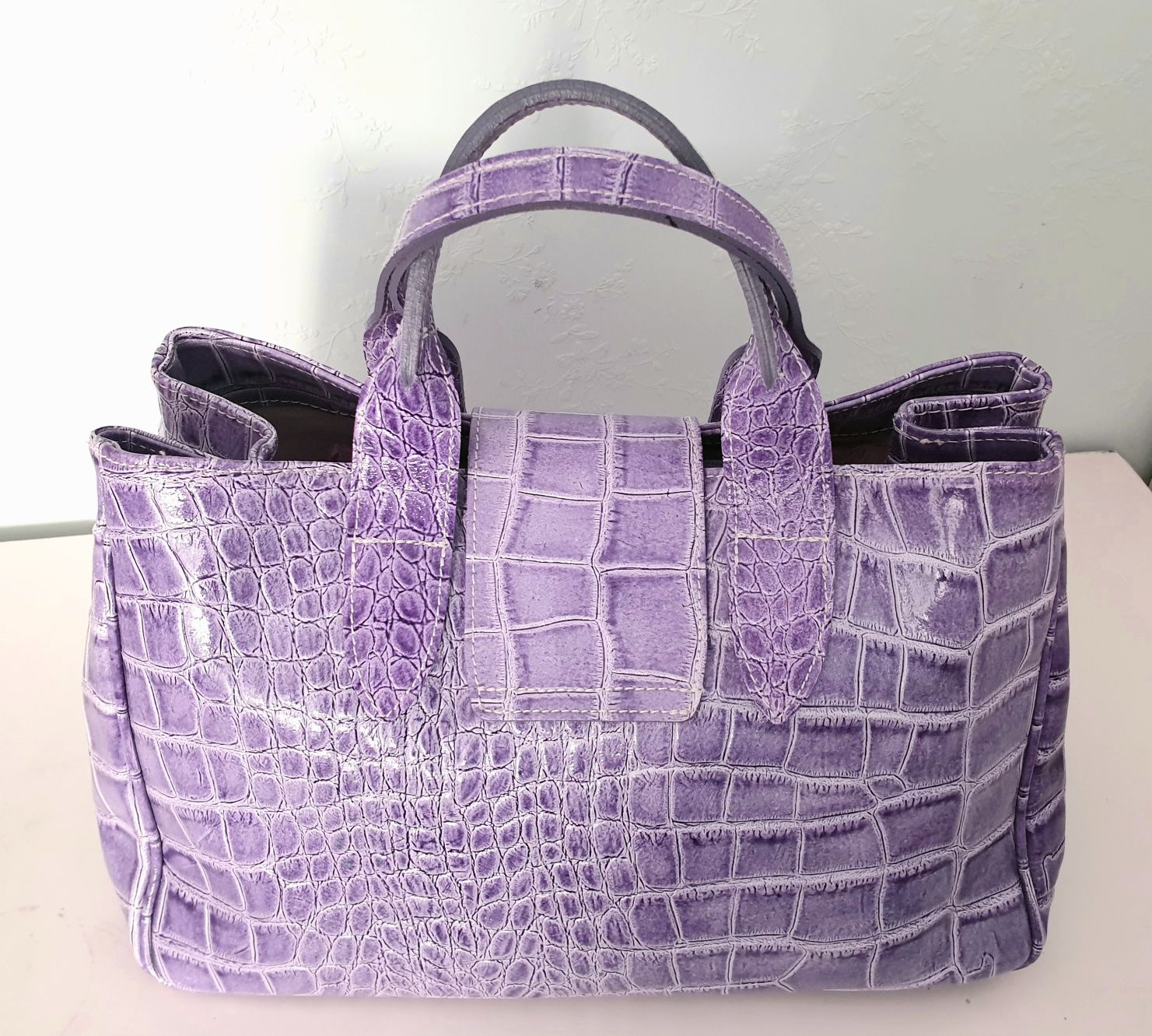 Vera in Pelle torebka skórzana DKNY Kazar