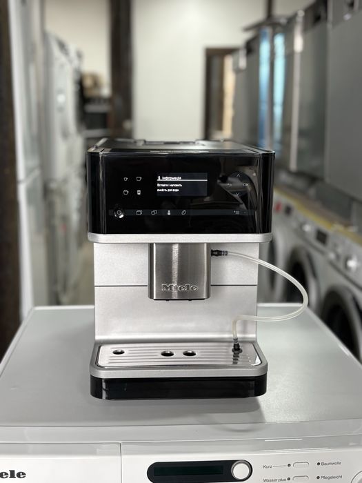 Кавова машина Miele CM6160 — автомат, Latte/Cappuccino, Німеччина
