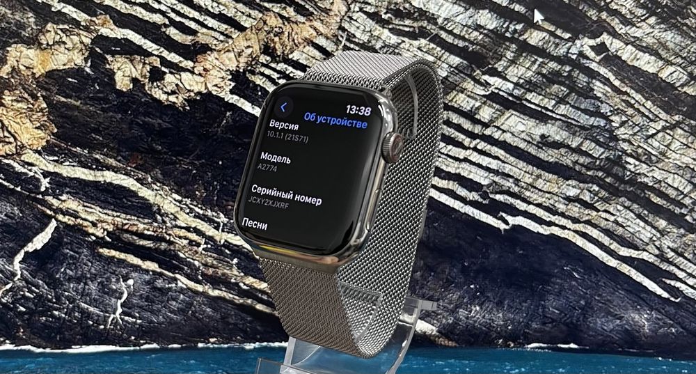 Apple Watch  Series 8 45 mm Stainless Steel GPS LTE / 100%