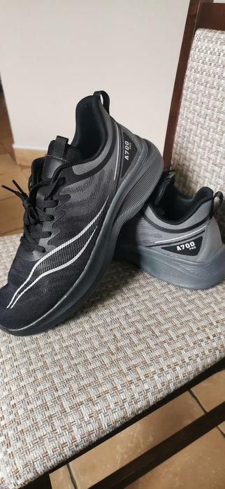 Кросівки для бігу та прогулянок чоловічі, 48, літні