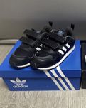 Дитячі кросівки Adidas 26 розмір