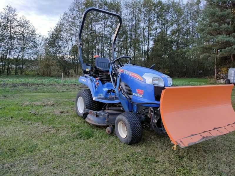 Mini traktorek kosiarka Iseki TXG237 4x4 tuz + plug + hydraulika