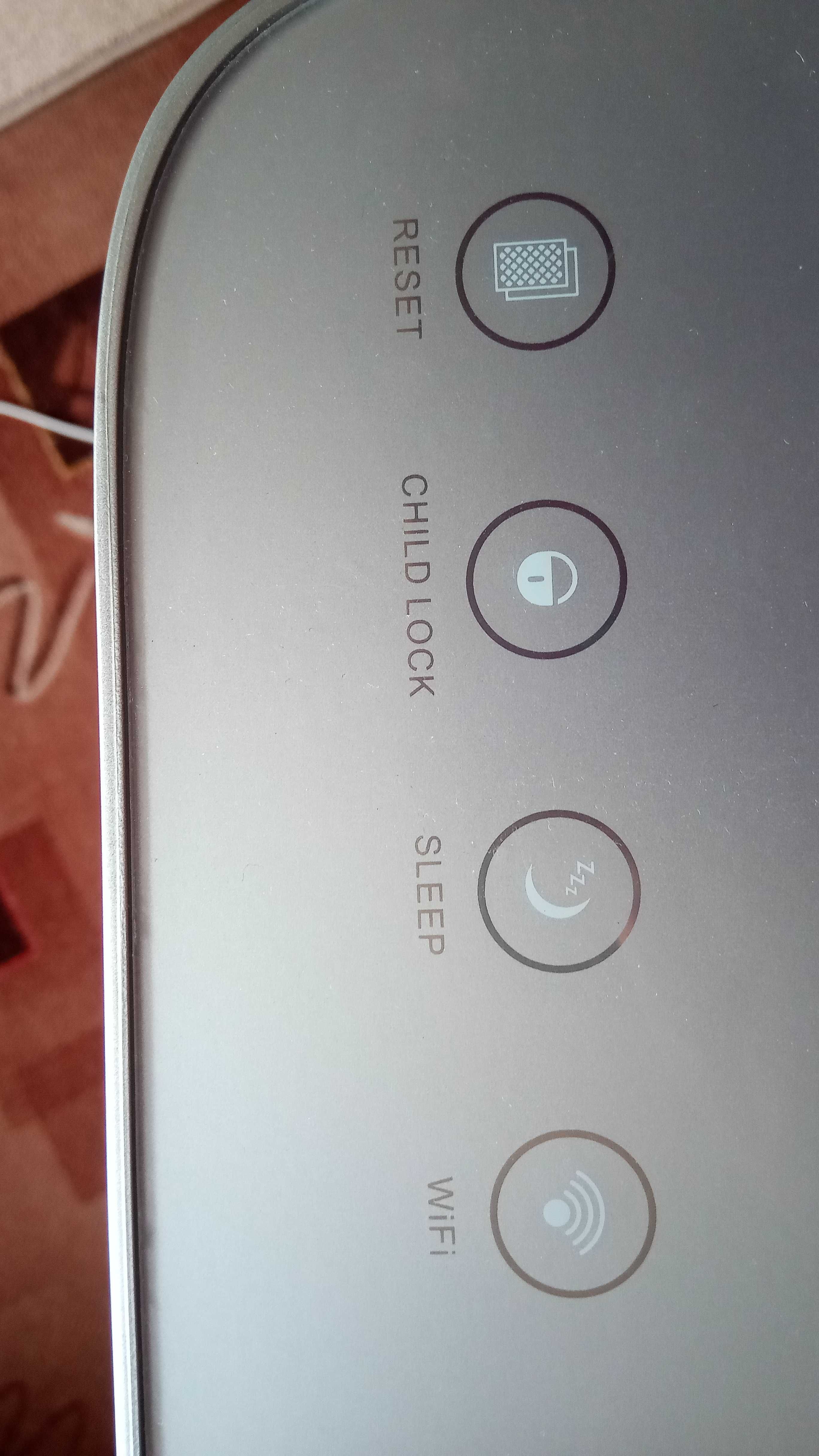 Oczyszczacz powietrza z nawilżaczem.,wifi, pilot