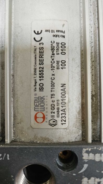 siłowniki pneumatyczne różne rodzaje