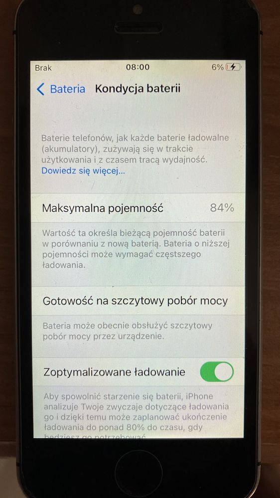 iPhone SE b.dobry z ładowarką