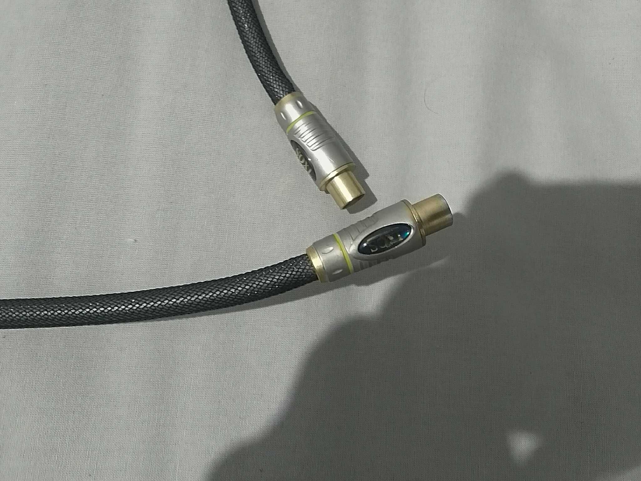 IXOS Cabo de video Profigold