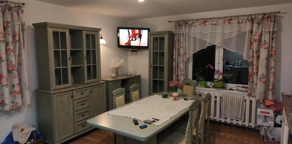 Komple mebli salon kuchnia stół