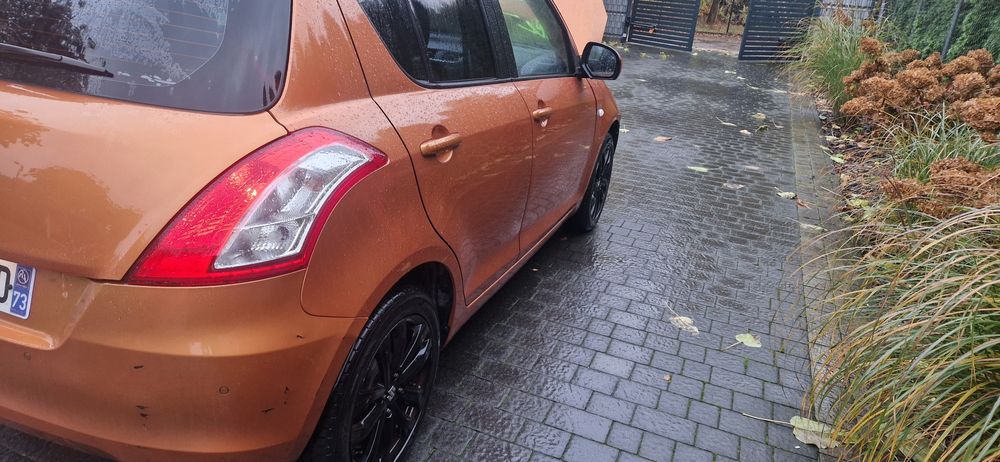 Suzuki swift 1.2 wersja Premium jak nowy