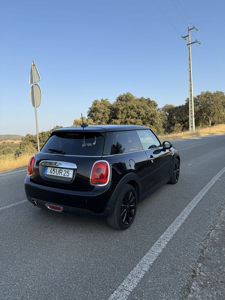Mini Cooper One D 2015