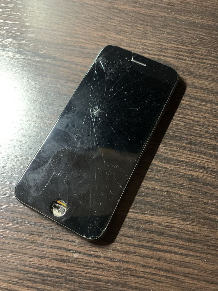 Смартфон Apple Iphone 7 2/32gb