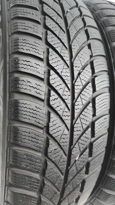 Opony Zimowe 175/65/15 Maxxis 2szt 7mm MB