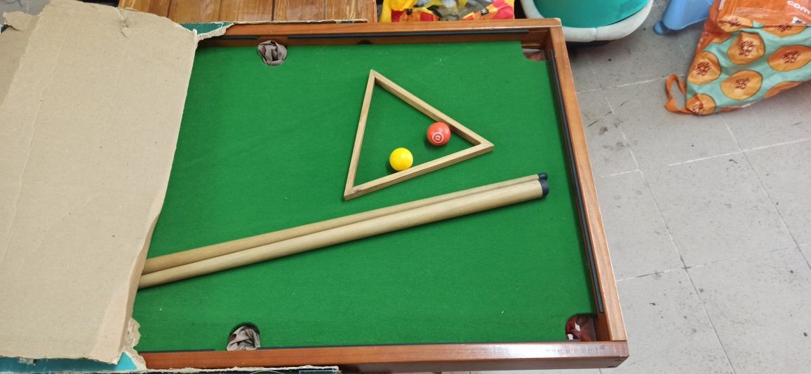 Snooker pool em madeira para criança