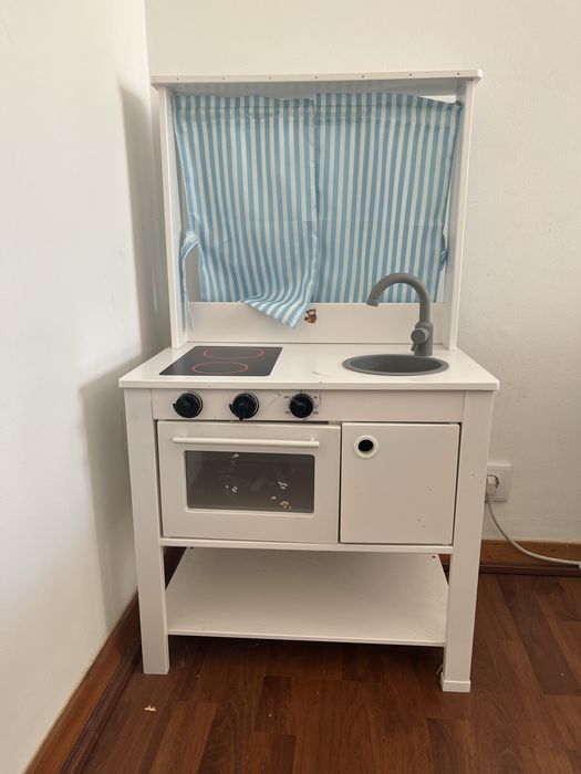 Cozinha de brincar IKEA