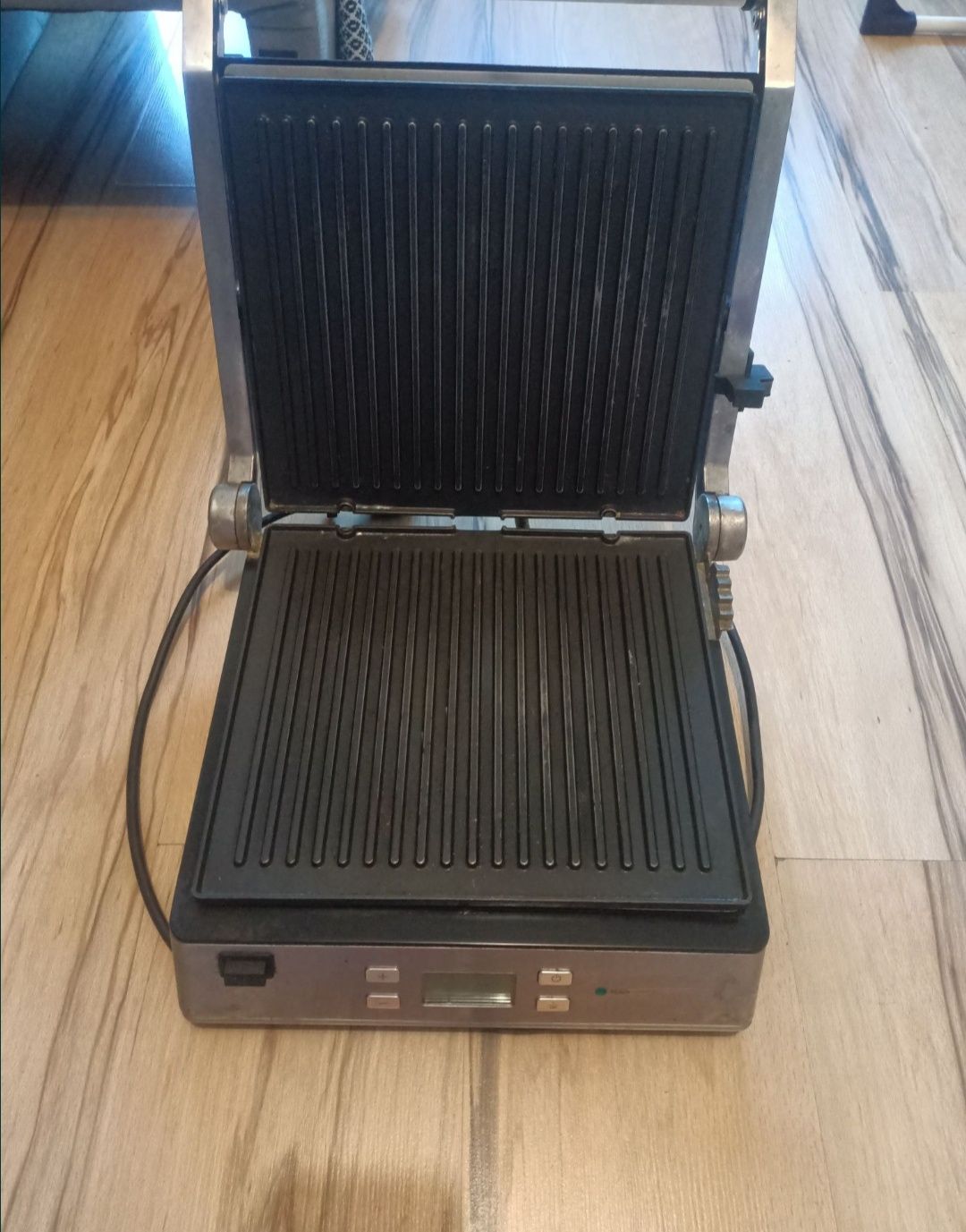 Grill elektryczny