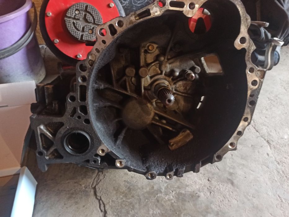 Коробка Тойота Авенсис д4д 2.0 дизель