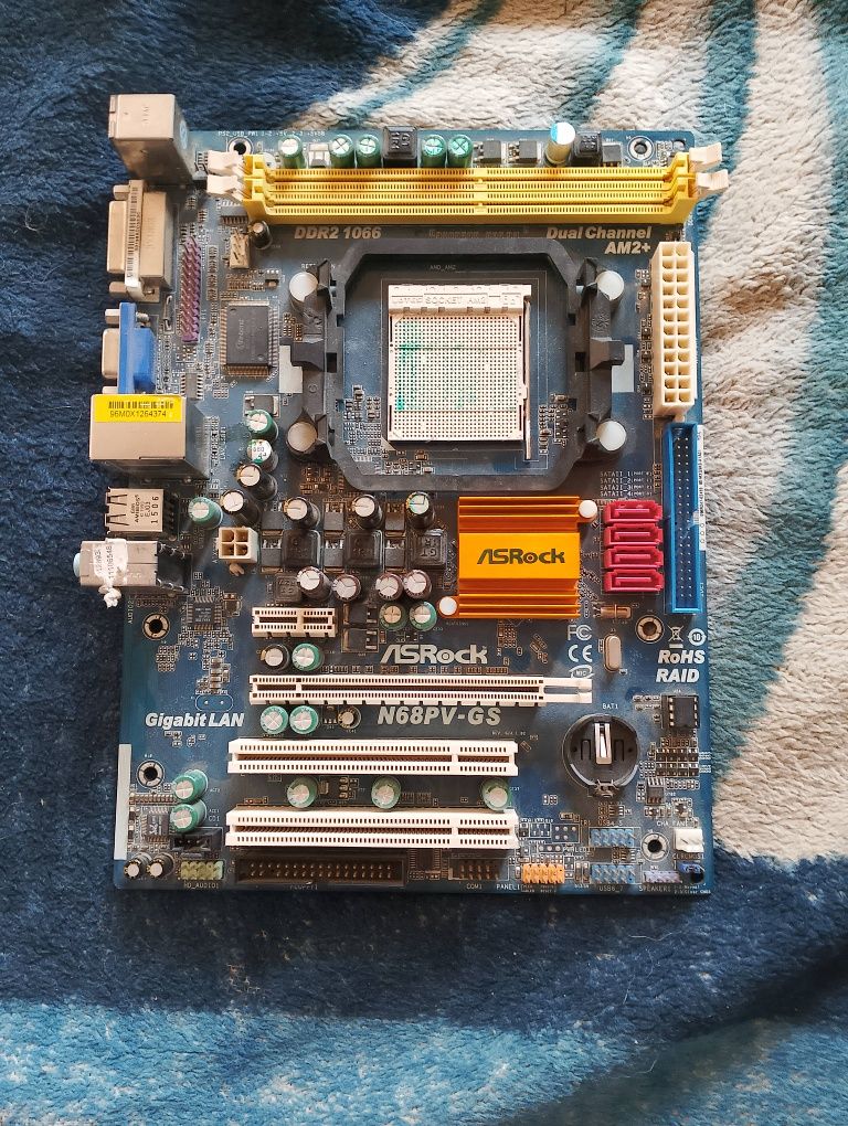 Płyta główna ASRock N68PV-GS + gratis RAM DDR2