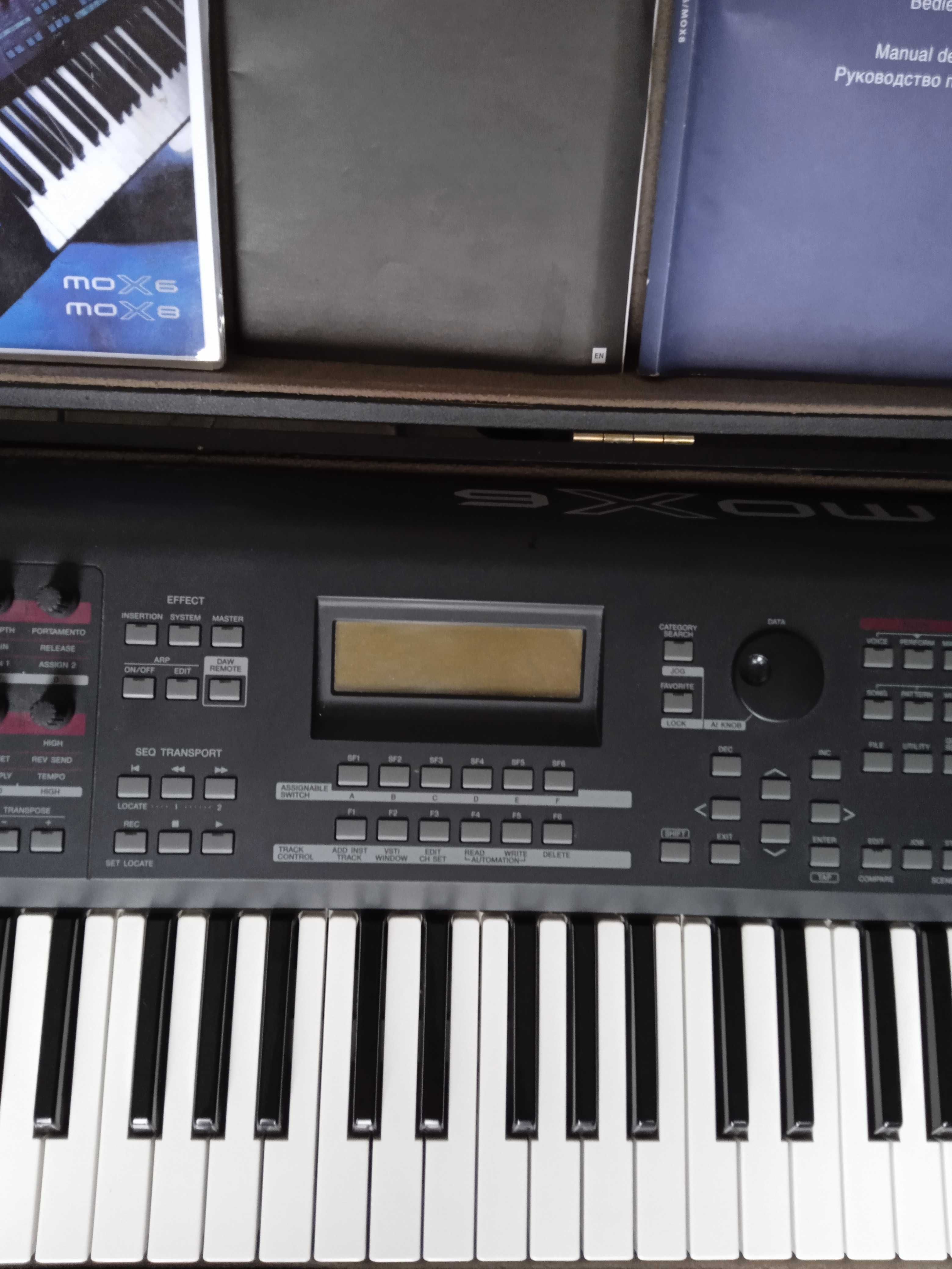 Keyboard Syntezator Mox6 Yamaha plus Case twardy