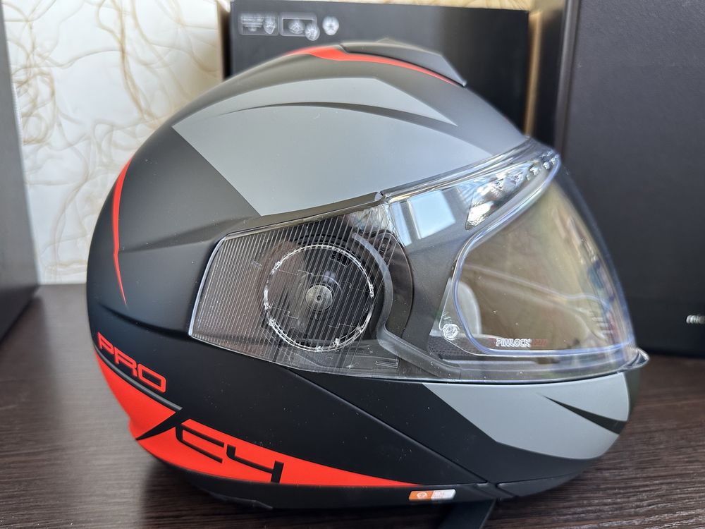 Schuberth c4 pro size L + мотошолом мотошлем