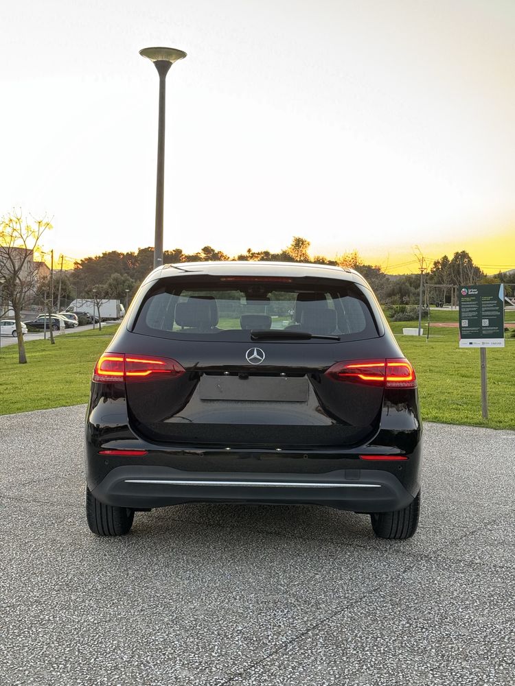 Mercedes-Benz B180d