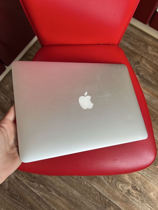 MacBook Air 2014 13.3” 4/128 GB!
