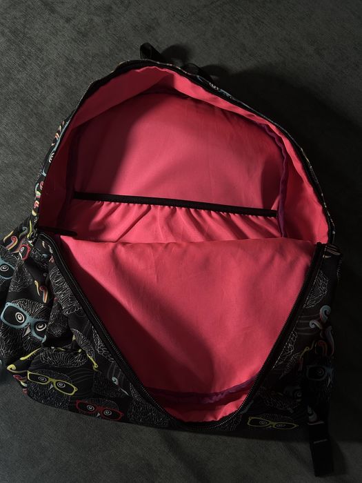 Чорний рюкзак з принтом сови б/в