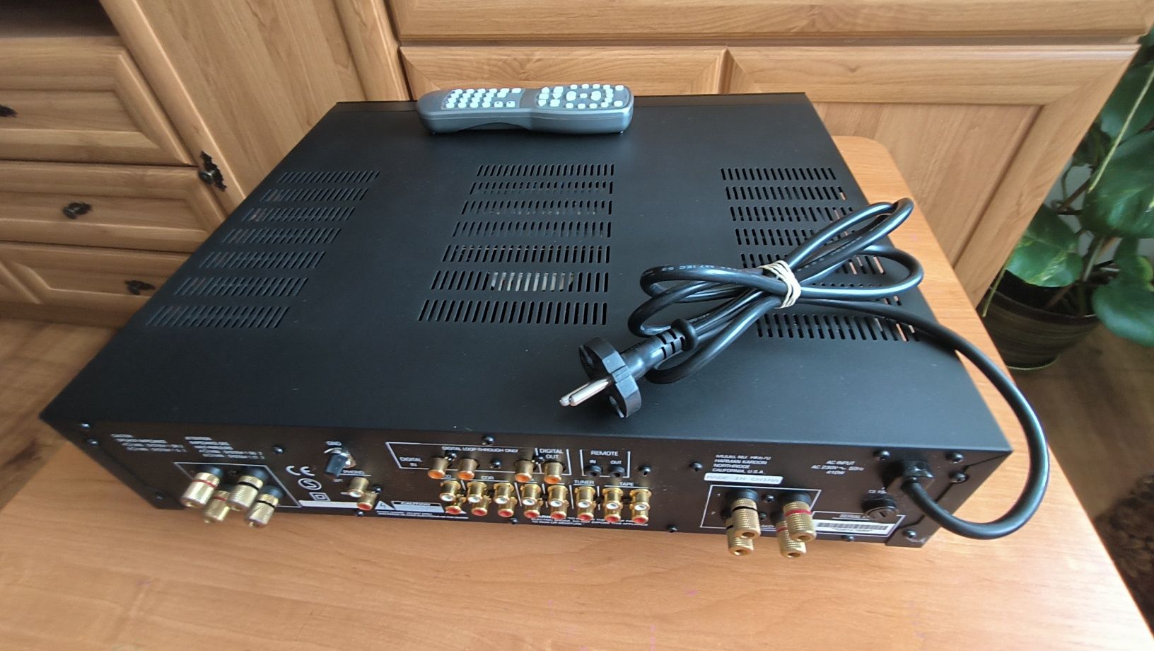 Harman Kardon hk670