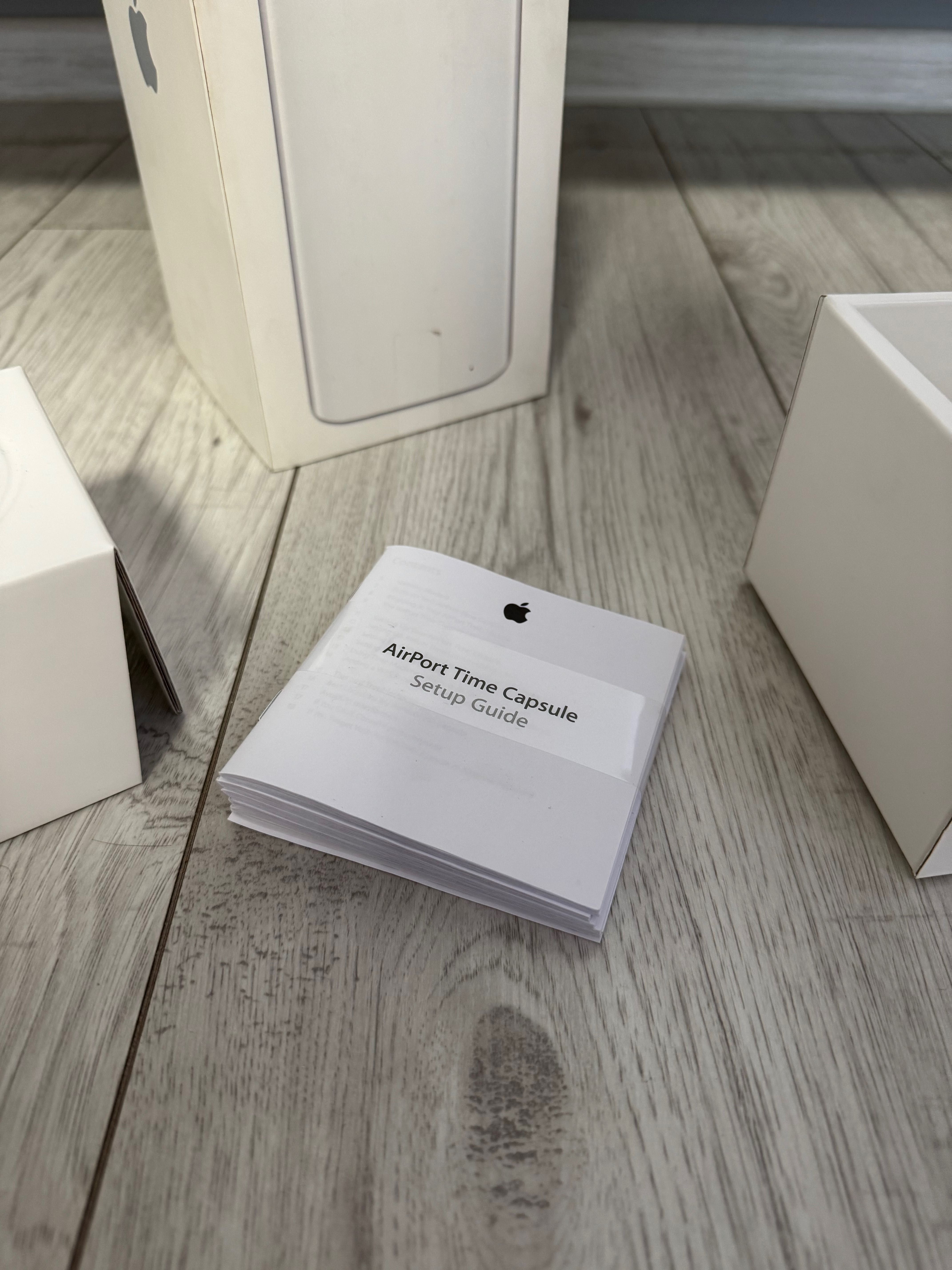 Router Apple AirPort Time Capsule 2 TB 802.11ac Model A1470 ME177/ZA