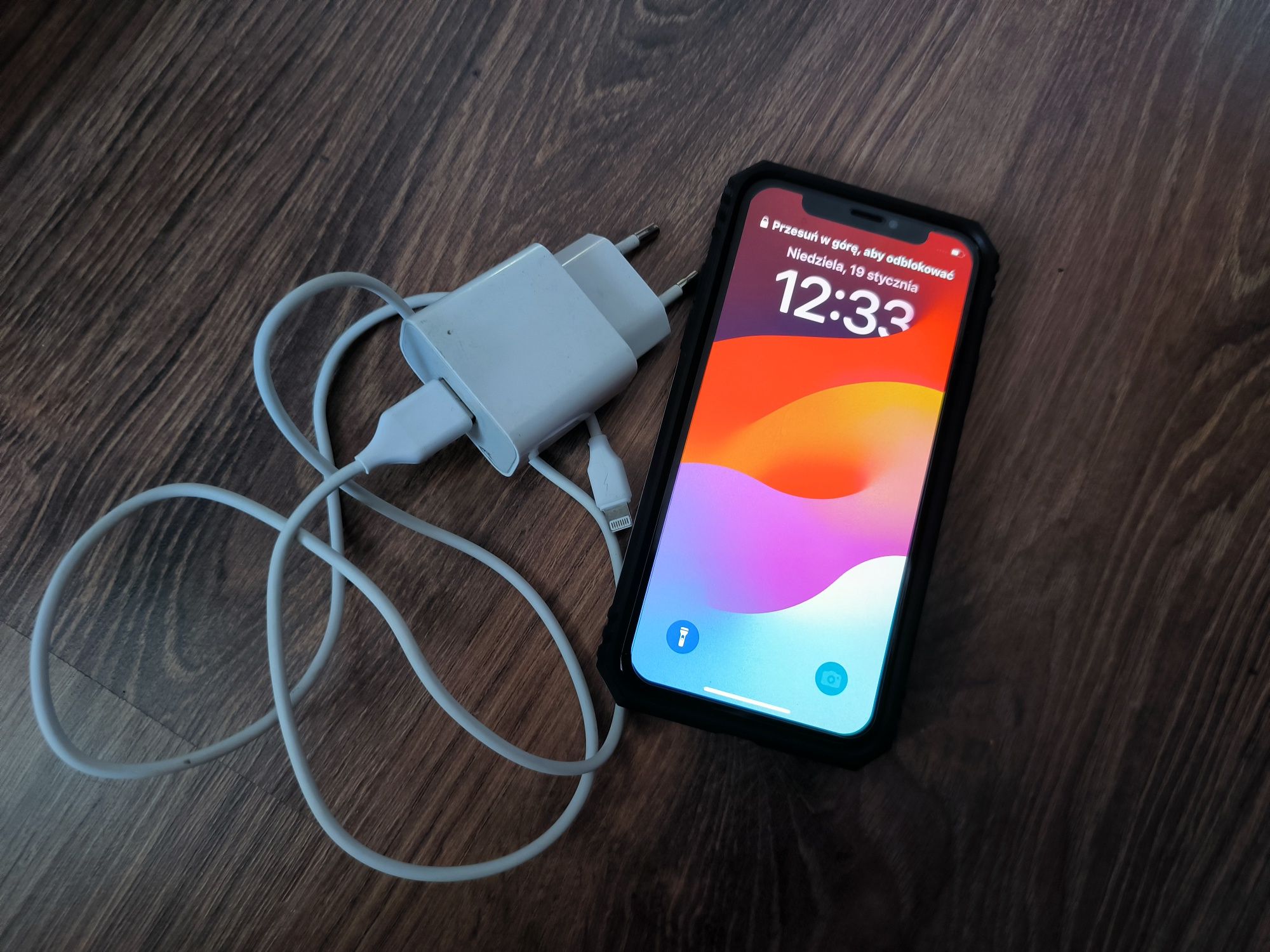 iPhone xsw dobrym stanie