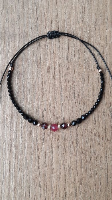 Bransoletka  czarny/różowy turmalinem, granat