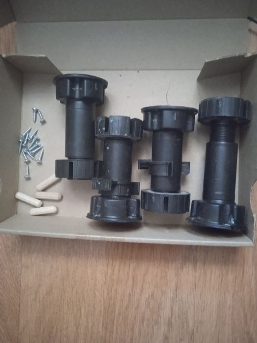 Ножки мебельные регулируемые для кухонной тумбы 4шт плюс метизы