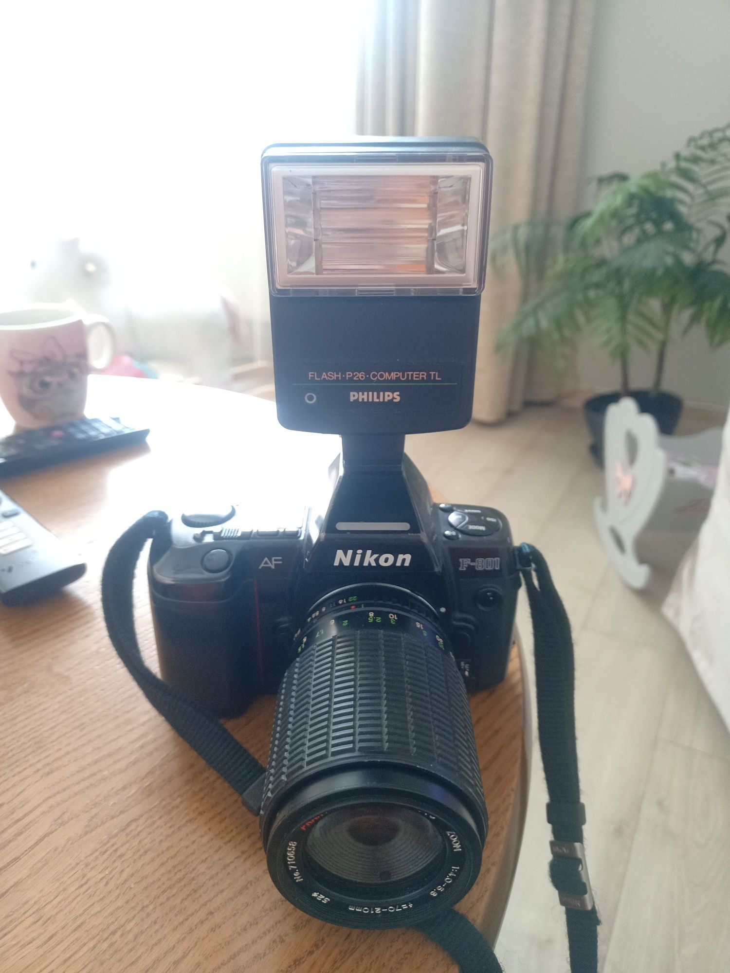 Aparat Nikon f801 z obiektywem 70-210mm