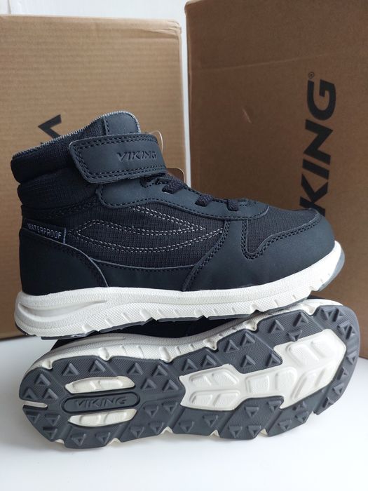 Демісезонні черевики кросівки Viking - Track Mid WP