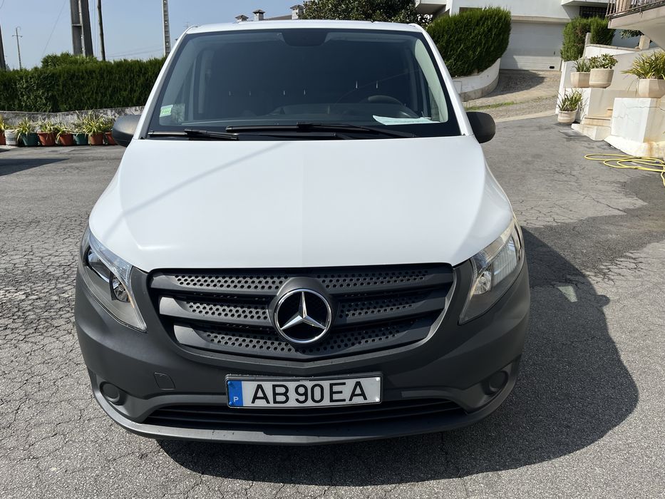 Mercedes Vito 111 Long campvan