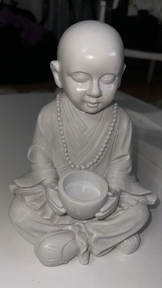 buda branco pequeno
