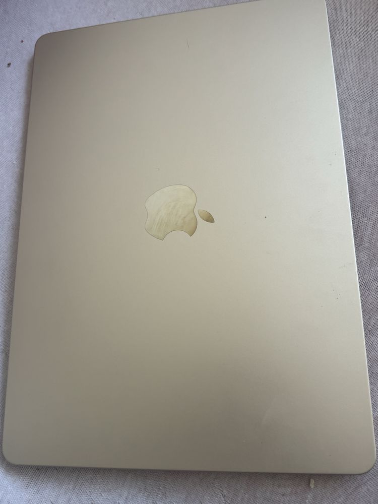 Macbook Air M2 Starlight 8/256gb 13.6 2022