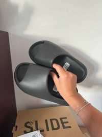 adidas Yeezy Slide Dark Onyx 38