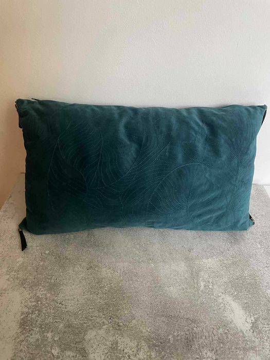 Ozdobna poduszka butelkowa zieleń zielona