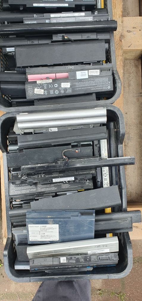 Baterie używane do laptopów. Ogniwa 18650, baterie