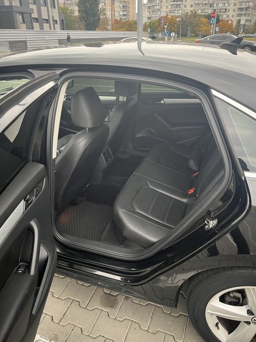 Продається автомобіль Passat B7