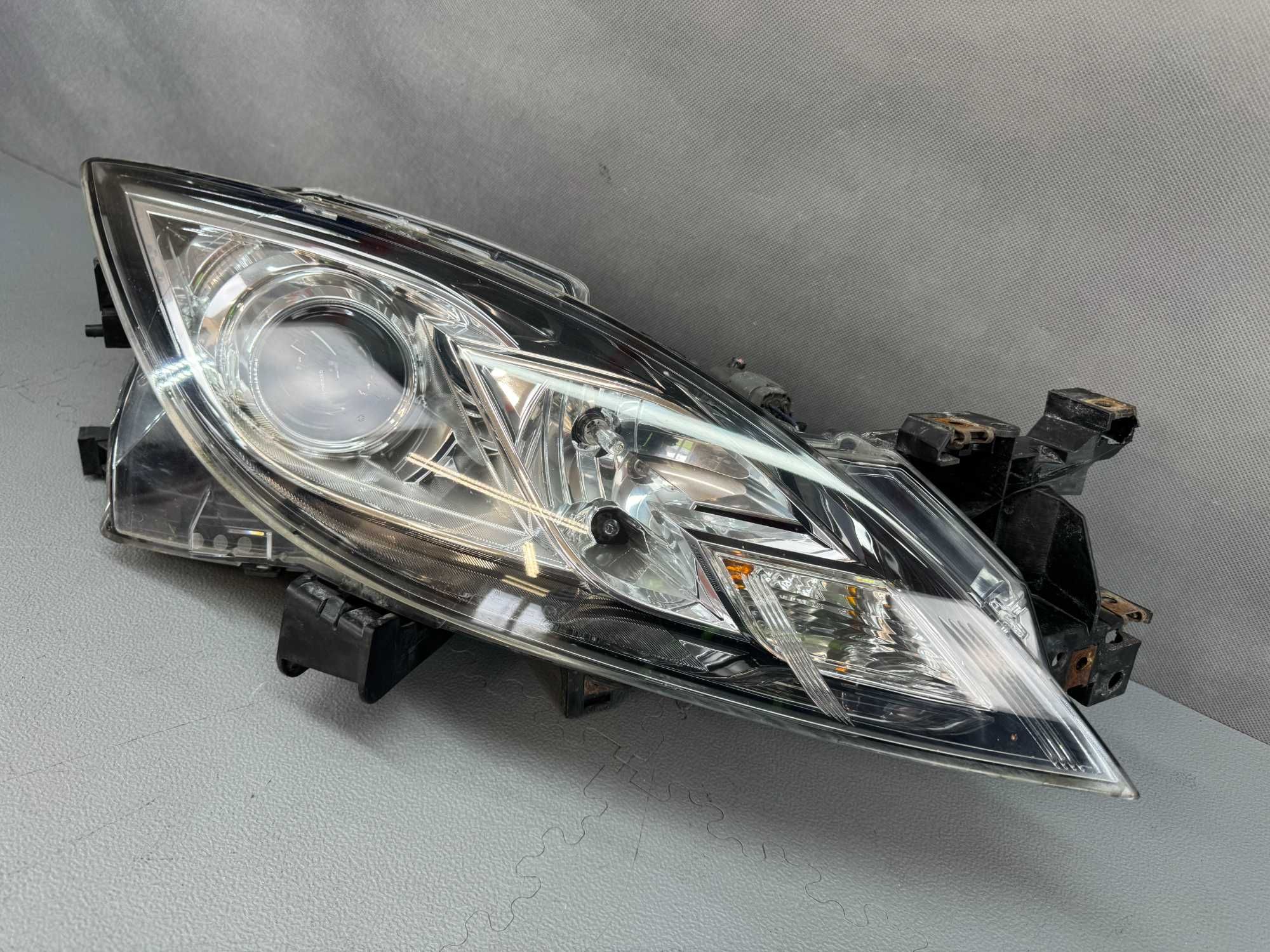 Mazda 6 GH FL Lift Lampa Przód Przednia Prawa Europa KOITO Stan BDB