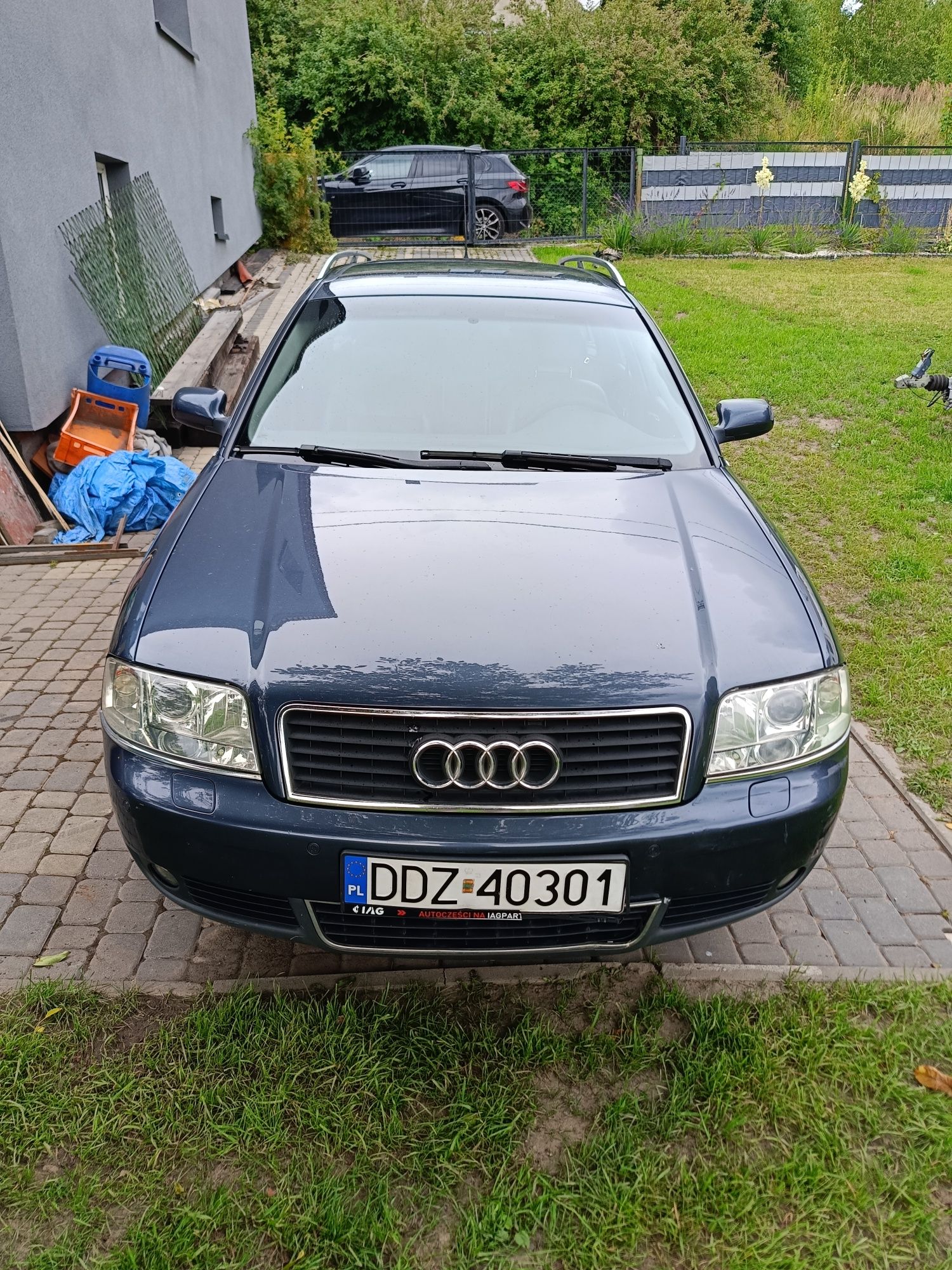 Audi A6 C5 2002 hak