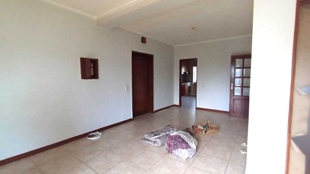 Apartamento T3 com Vista Deslumbrante — São João da Madeira